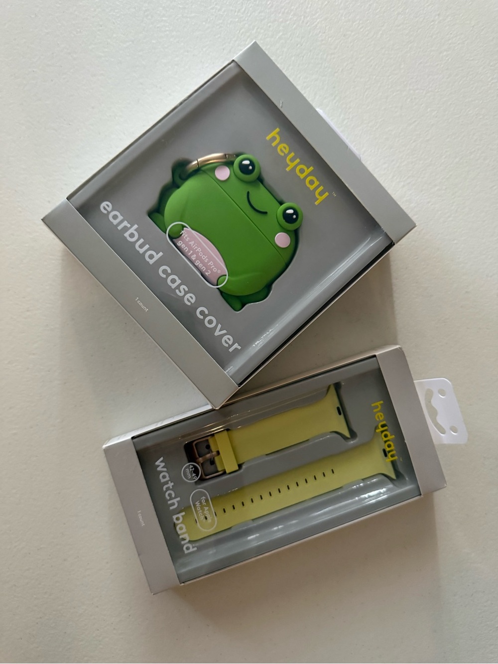 Heyday Apple Watch Band & Frog AirPods Pro Case Bundle NWT